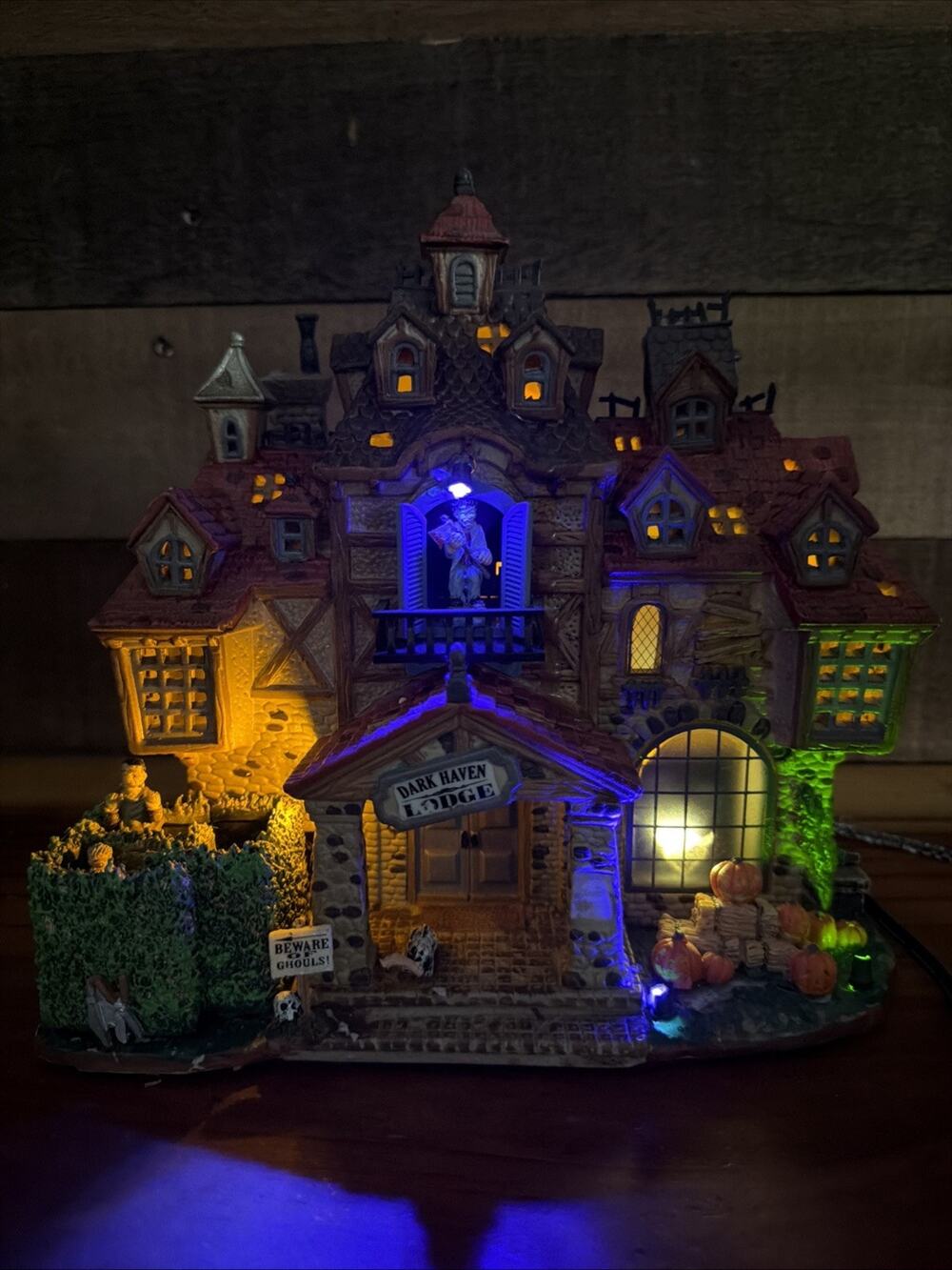 Lemax Spooky Town Dark Haven Lodge Halloween Village Animated Rare In Box